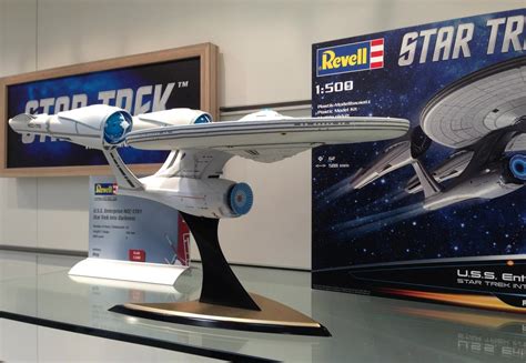 uss enterprise star trek model